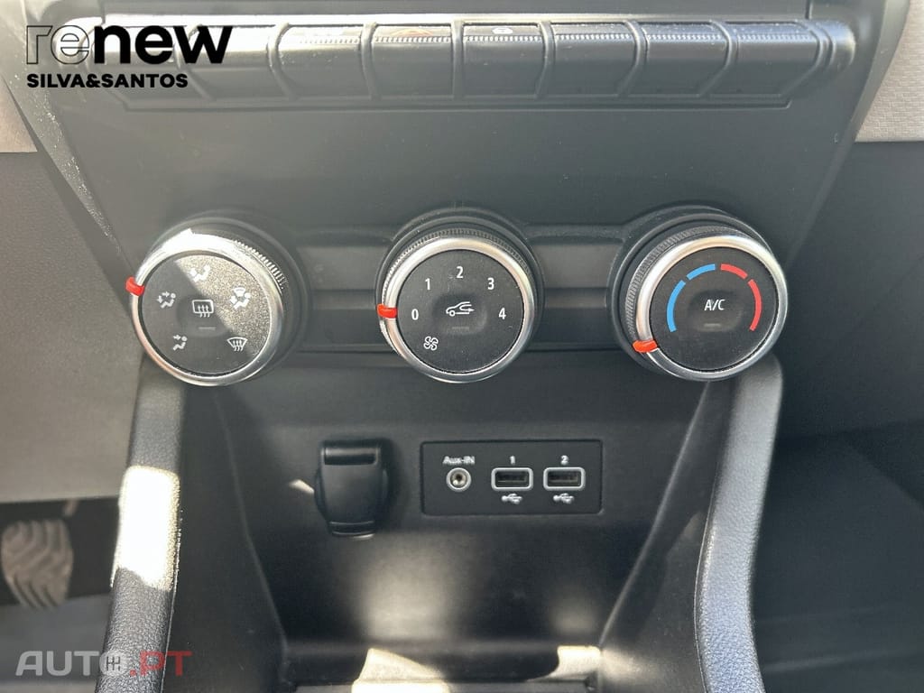 Renault Clio Limited Blue dCi 100