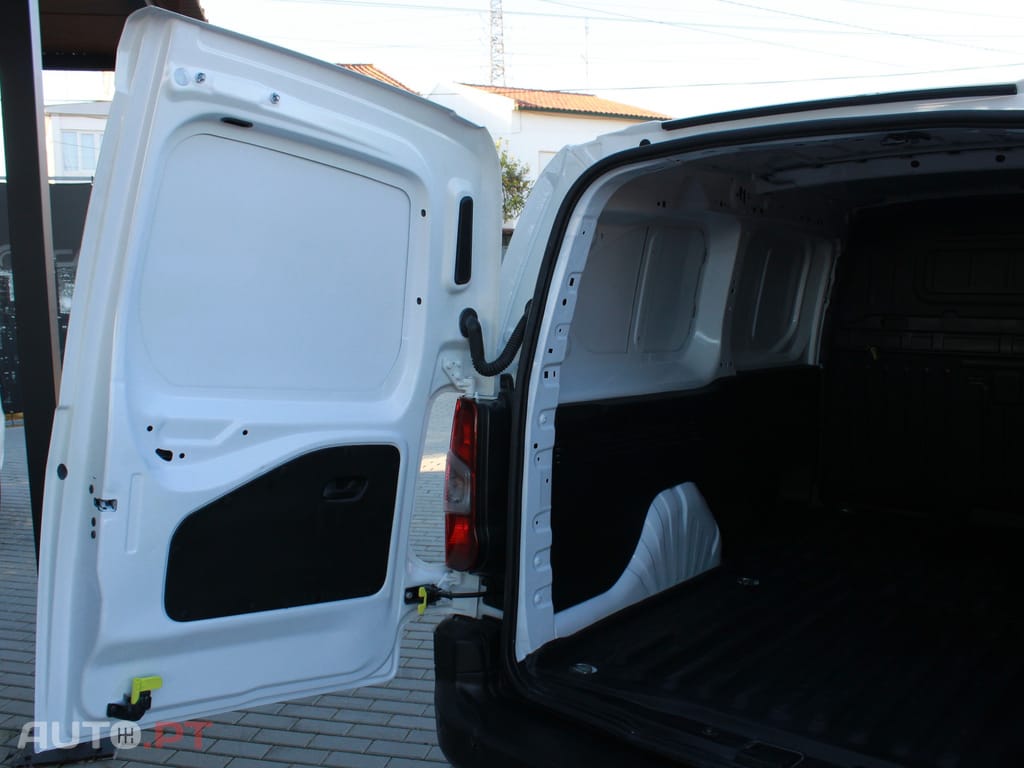 Peugeot Partner 1.5 BlueHDi Pro Longa