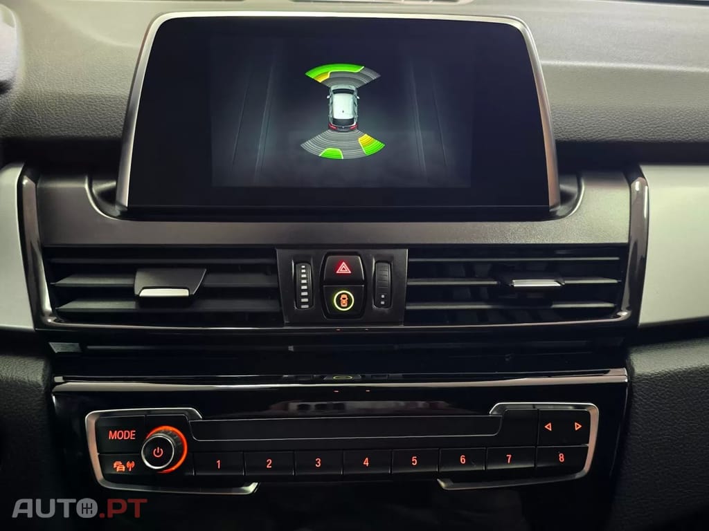 BMW 216 d Advantage Auto