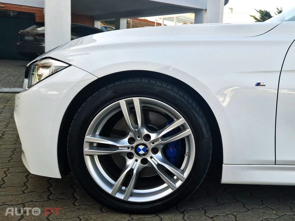 BMW 320 d Touring Pack M