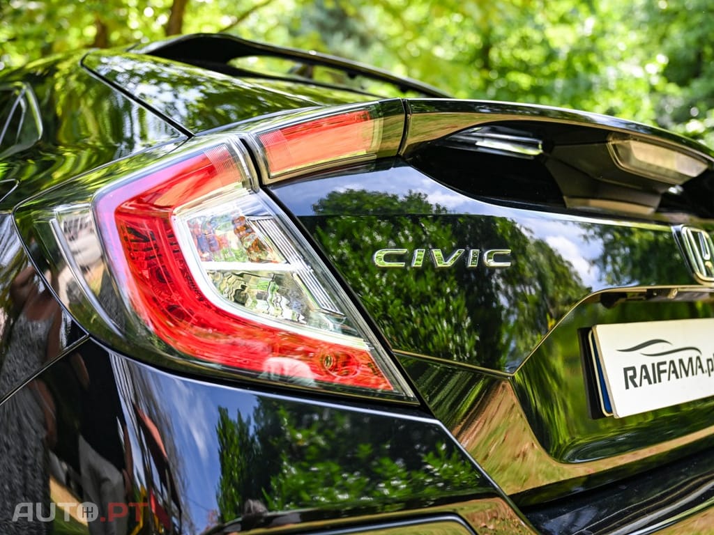 Honda Civic 1.0 i-VTEC Executive