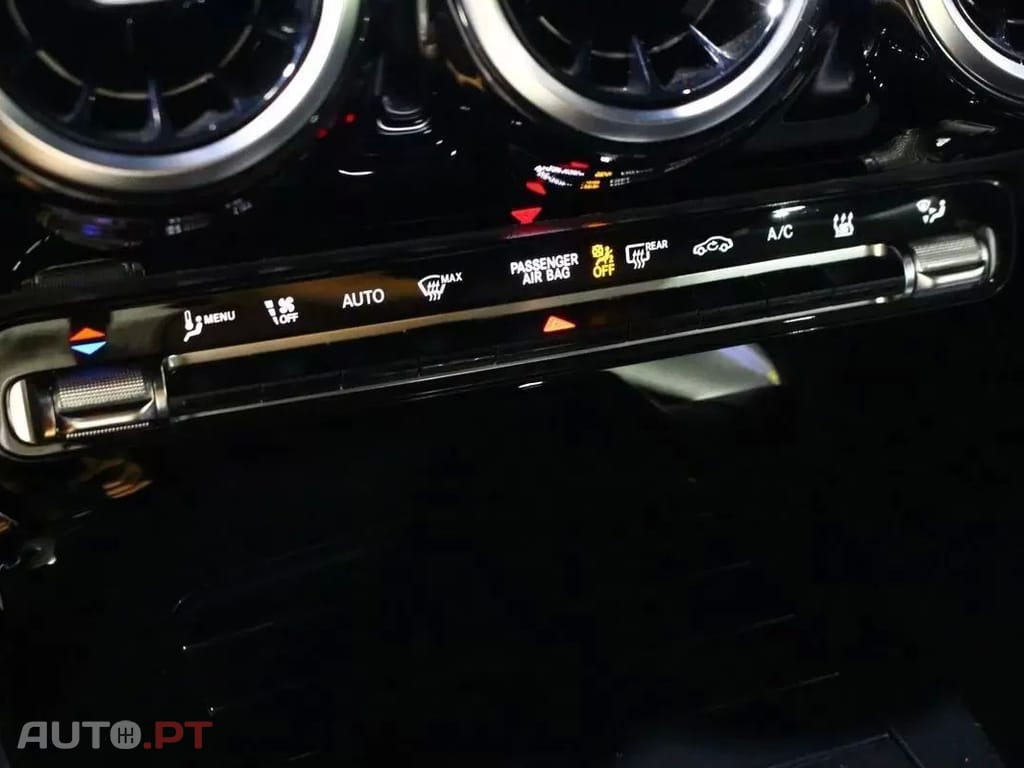 Mercedes-Benz CLA 250 e Progressive