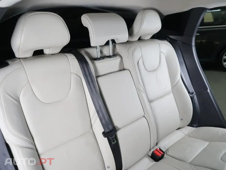 Volvo V40 1.6 D2 Summum