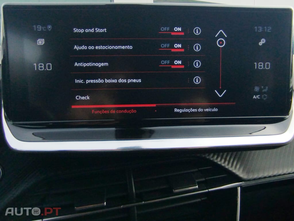 Peugeot 2008 1.5 BlueHDi Allure Pack