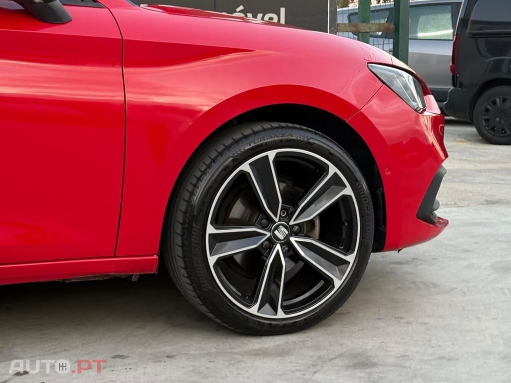 SEAT Leon 1.5 TSI — fotografia 8