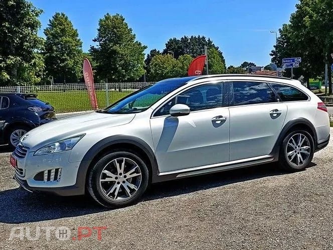 Peugeot 508 RXH 2.0 HDi Hybrid4 2-Tronic 104g