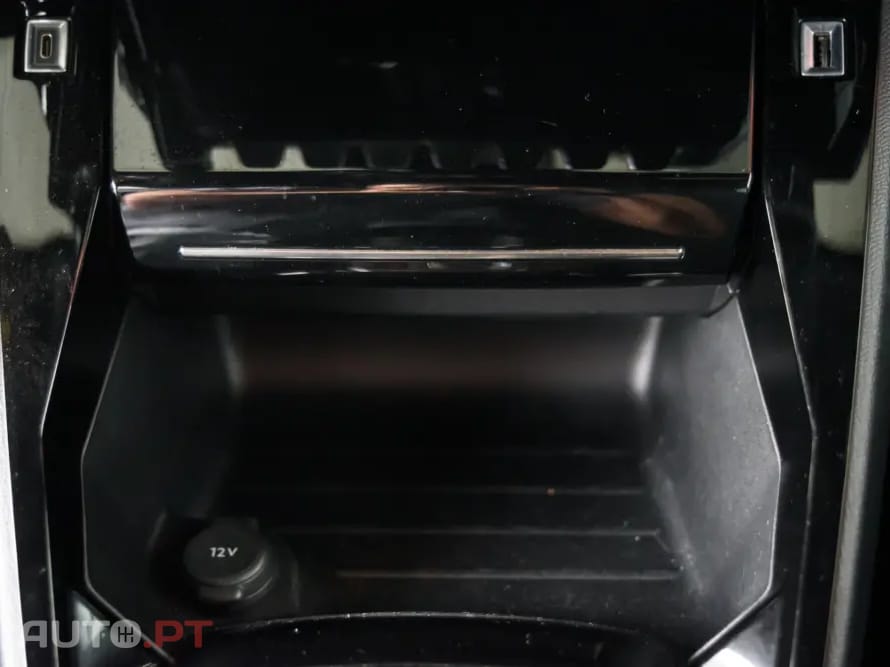 Peugeot 2008 PureTech 130 EAT8 Allure