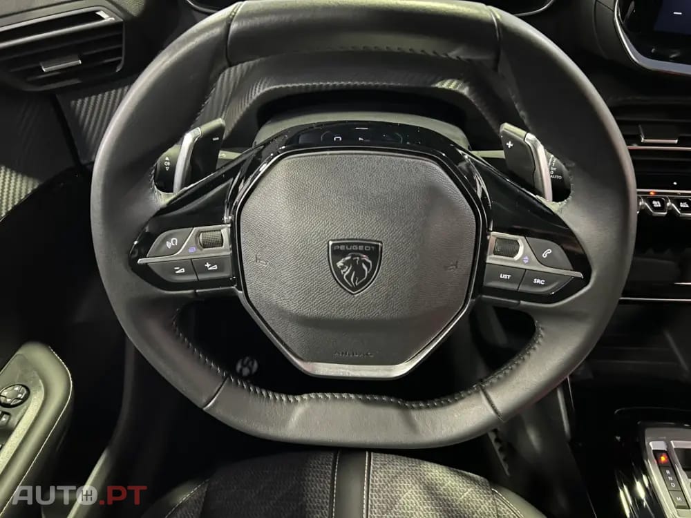 Peugeot 208 1.2 Hybrid Allure e-DCS6