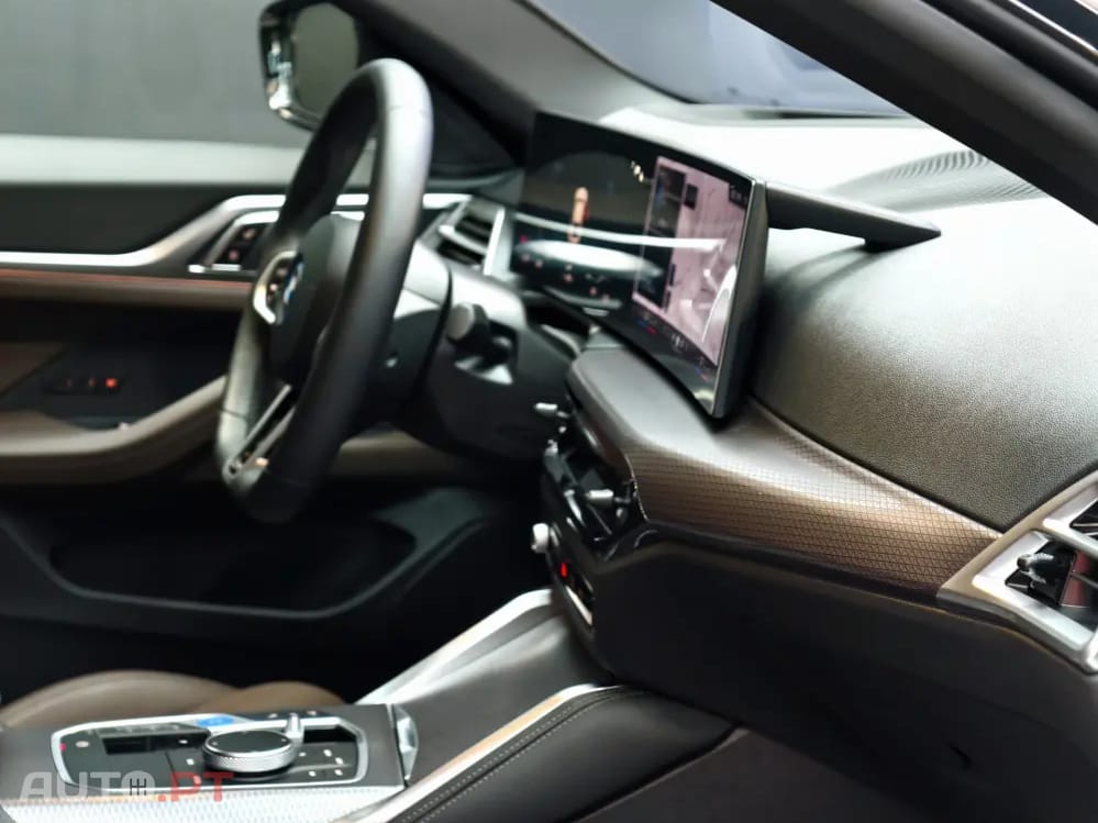 BMW i4 eDrive40 Pack Desportivo M Pro
