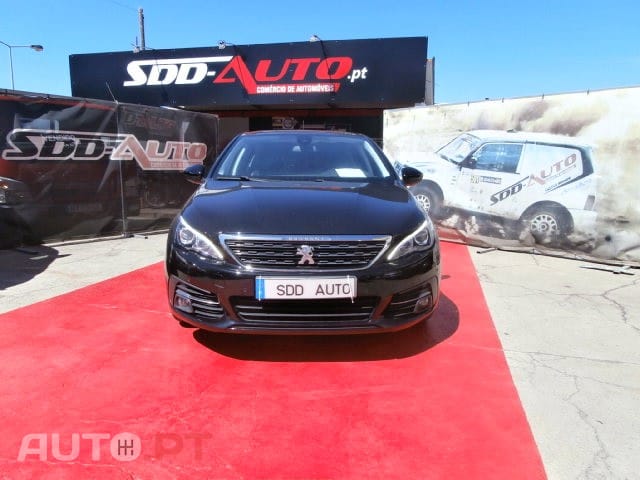 Peugeot 308 BlueHDi 130 Black Edition