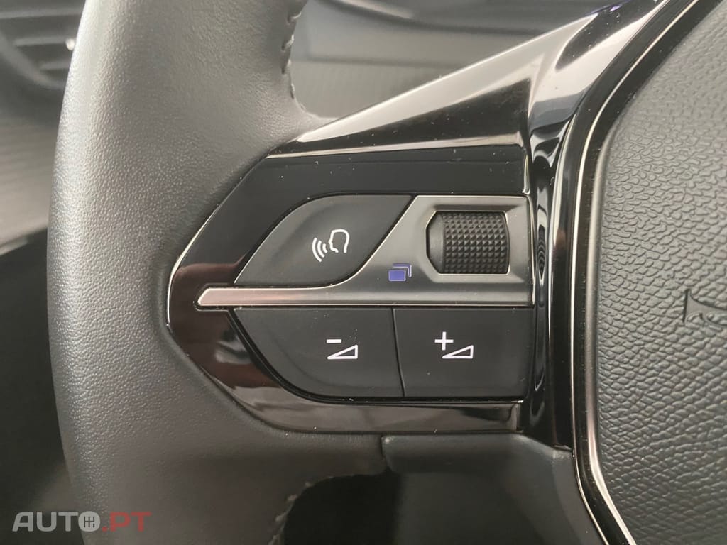 Peugeot E-208 50 kWh Active Pack