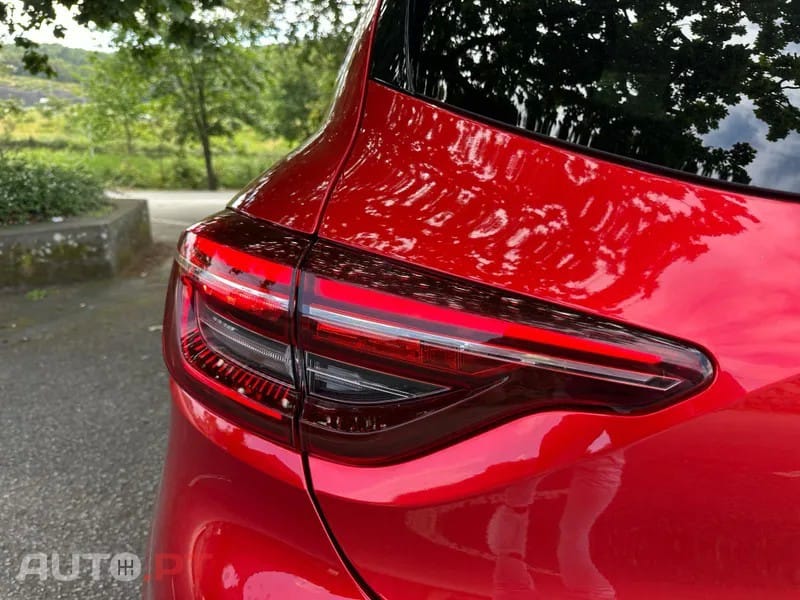 Renault Clio 1.0 TCe Exclusive CVT