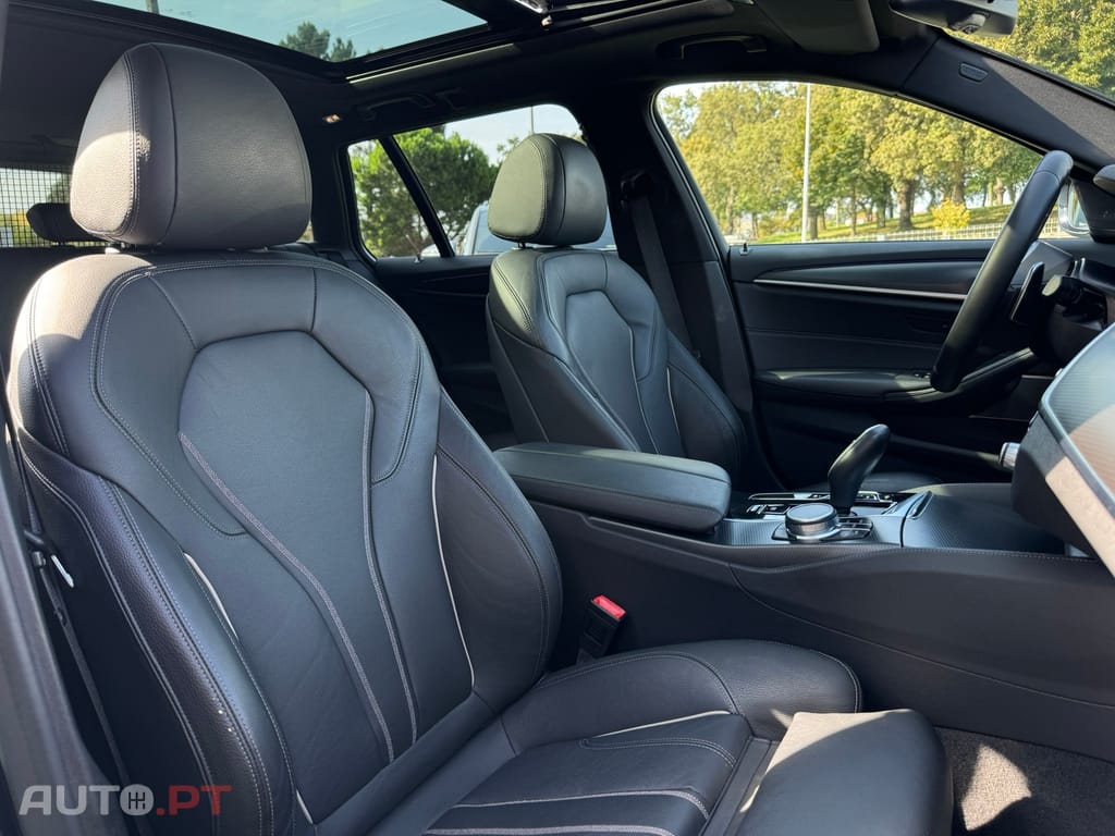 BMW 530 e Pack Desportivo M