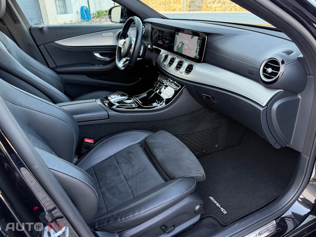 Mercedes-Benz E 300 de AMG Line