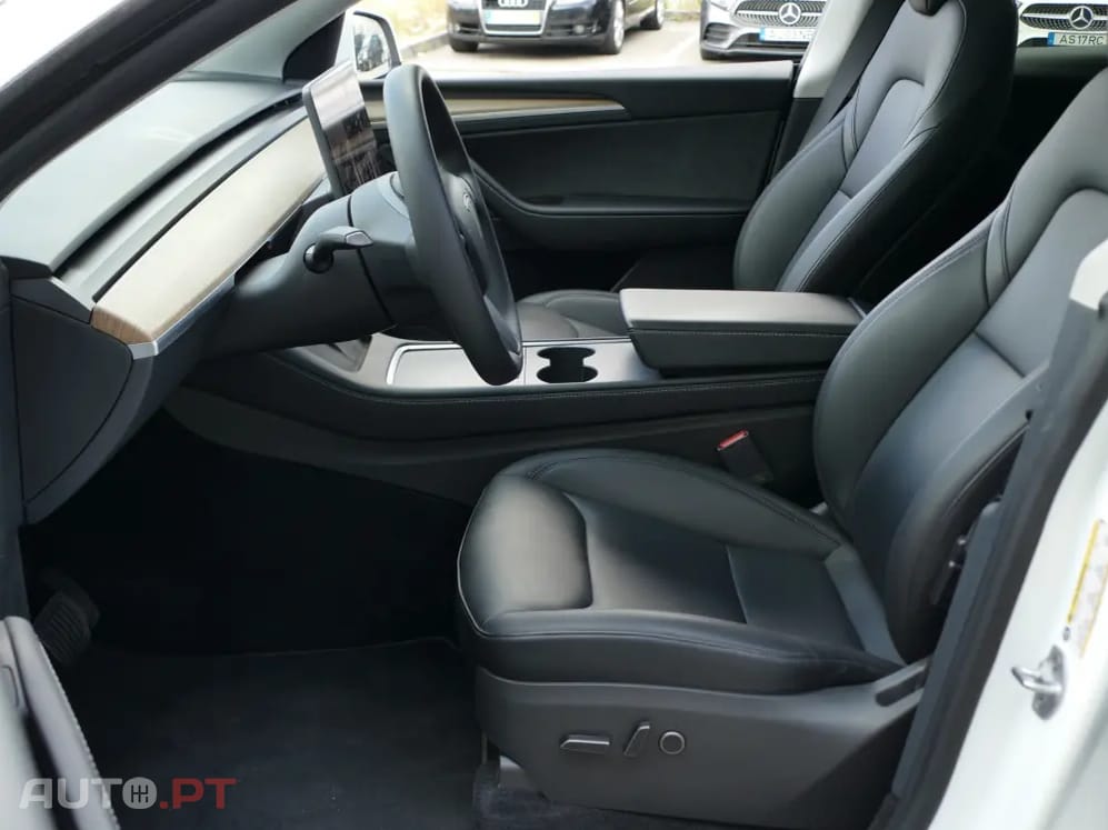 Tesla Model Y Tração Traseira