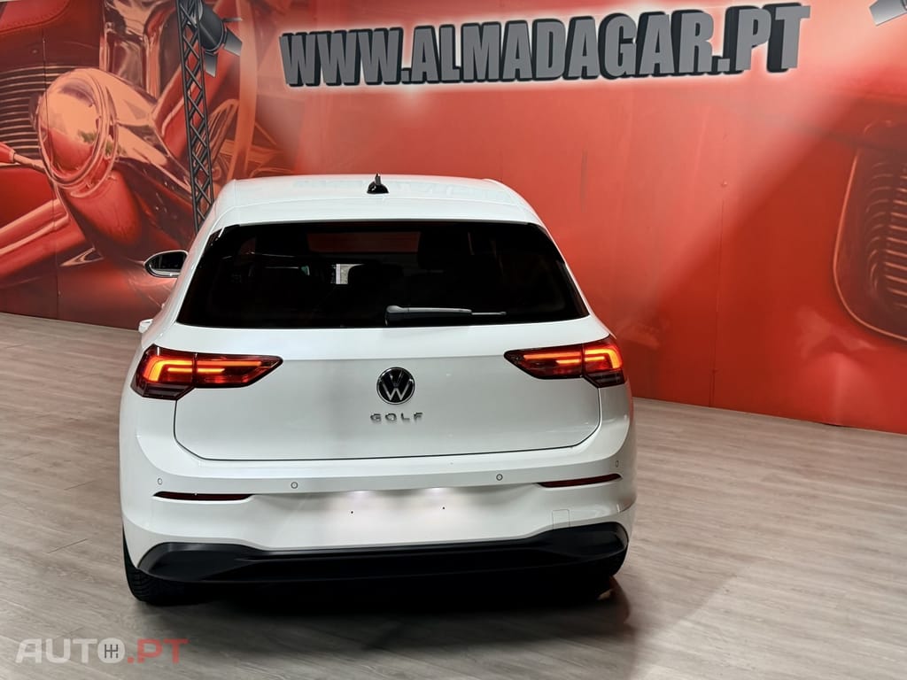 Volkswagen Golf 1.0 TSI Confortline