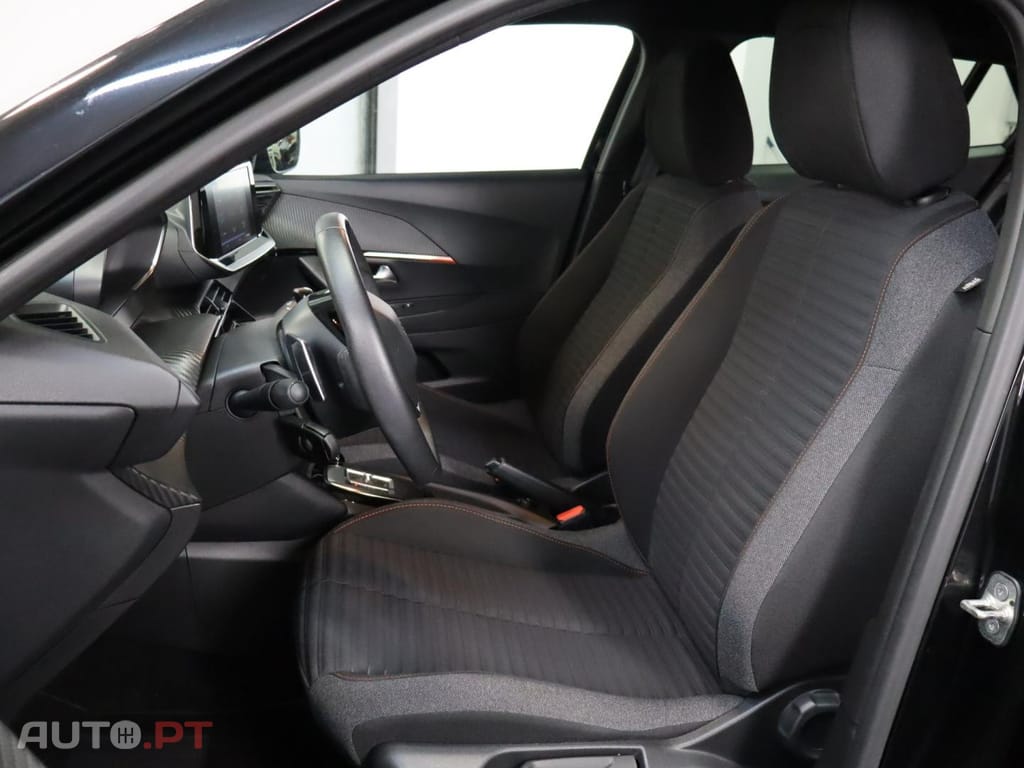 Peugeot 2008 1.5 BlueHDi  Active EAT8