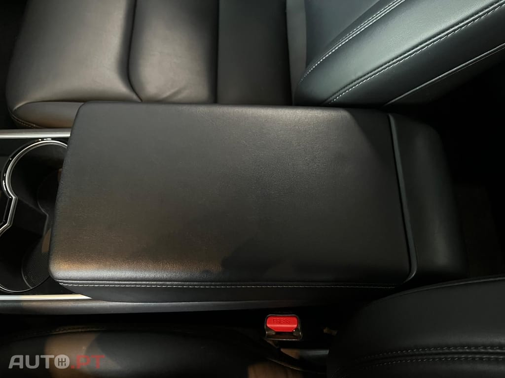 Tesla Model 3 Standard Range
