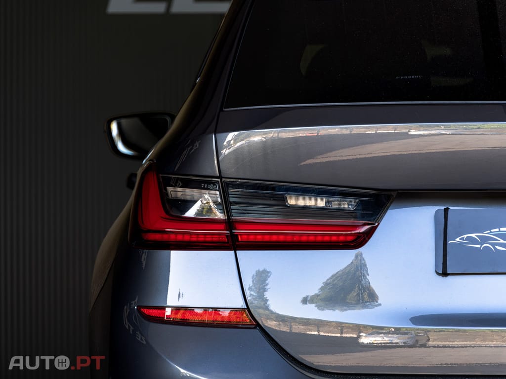 BMW 320 d Touring Pack M Auto