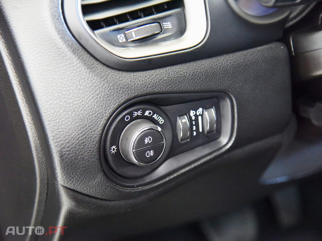 Jeep Renegade 1.6 MJD Limited DCT