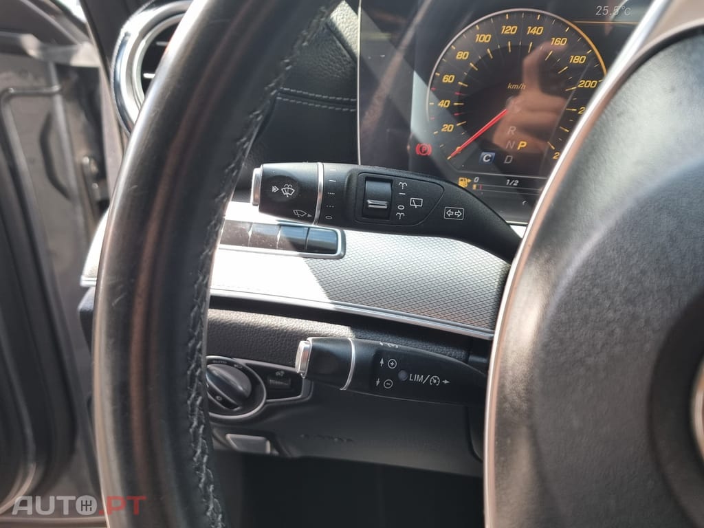 Mercedes-Benz E 220 d AMG