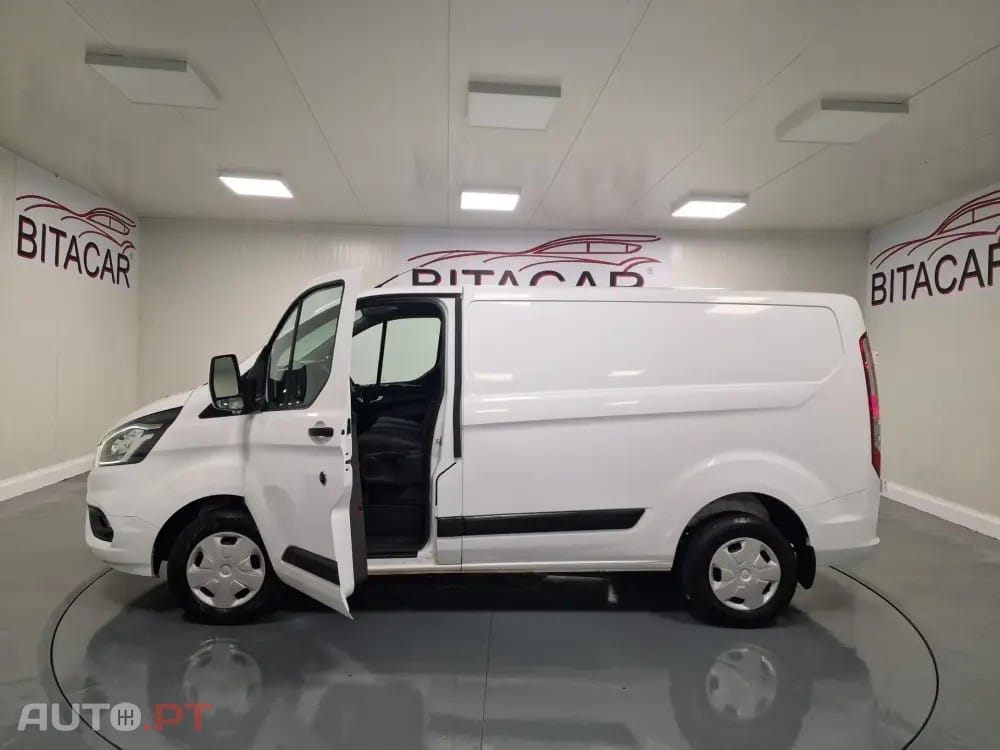 Ford Transit Custom 310L1 2.0 TDCi H1-Tecto Baixo Trend