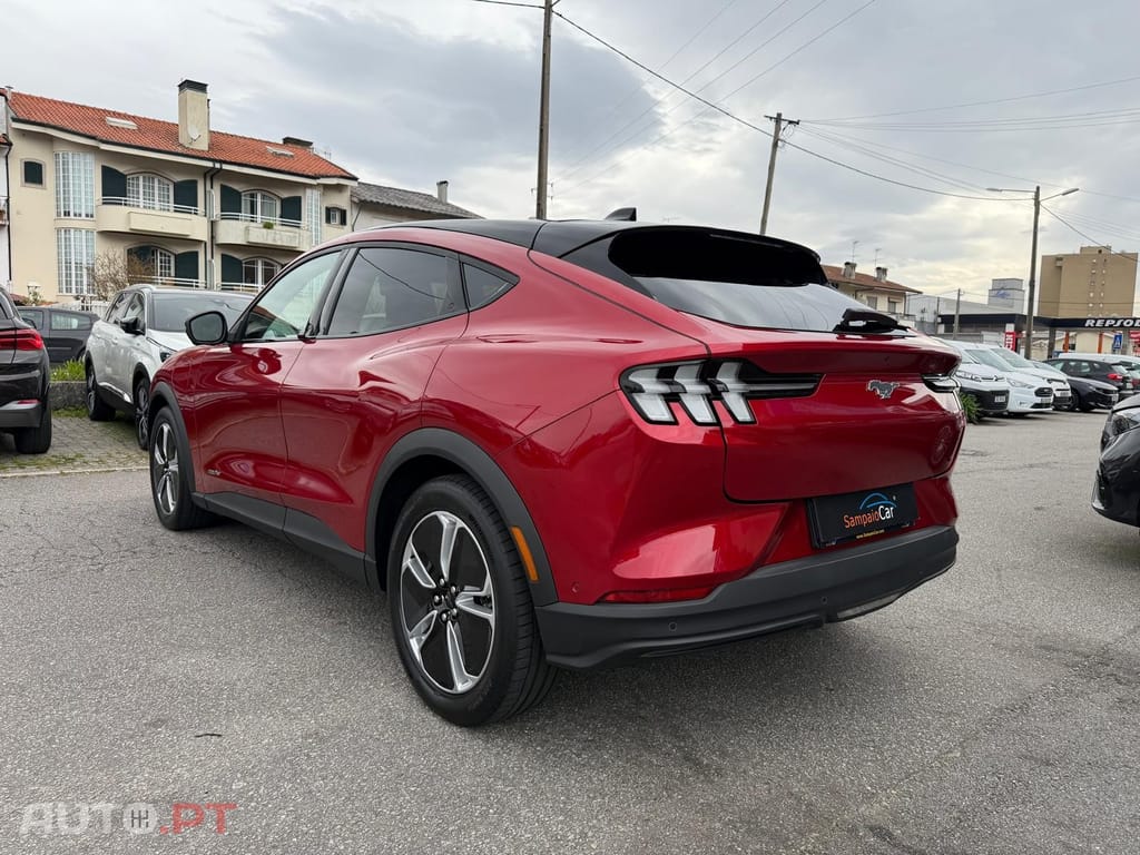 Ford Mustang Mach-E 98.7 kWh Premium