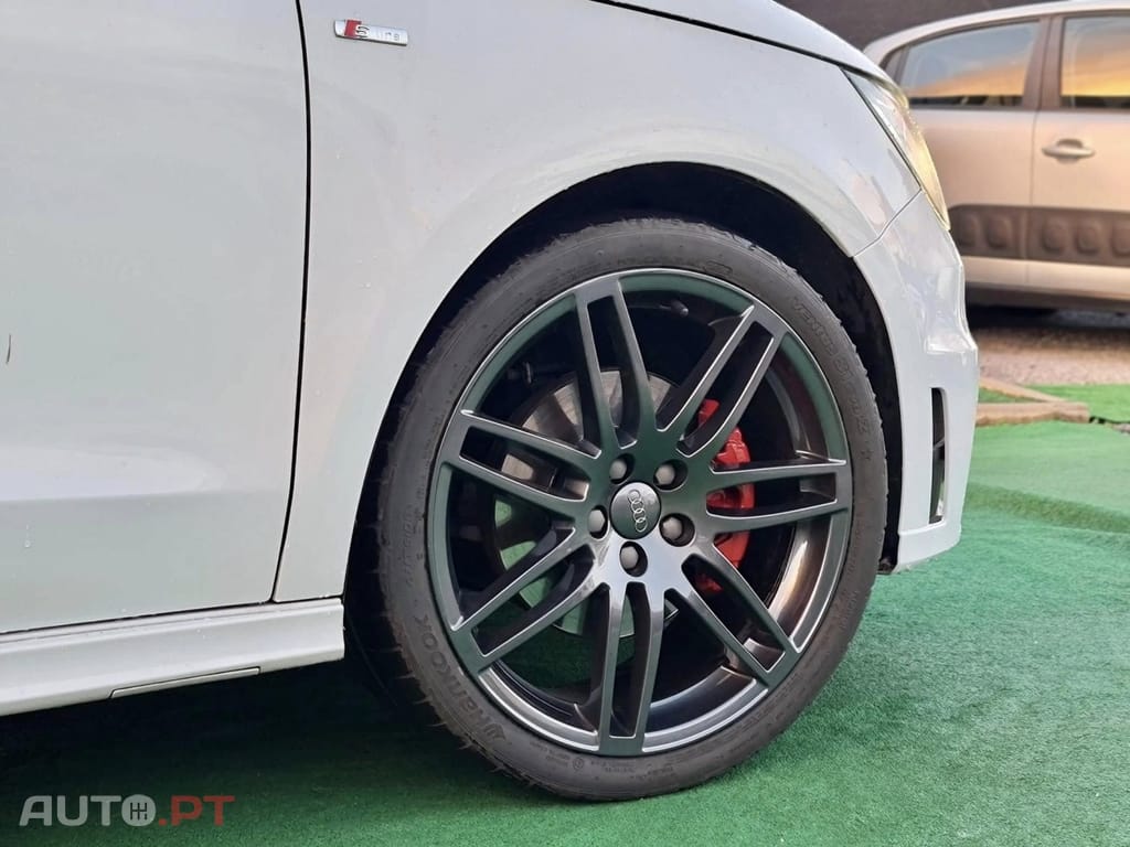 Audi A1 1.6 TDI S-line