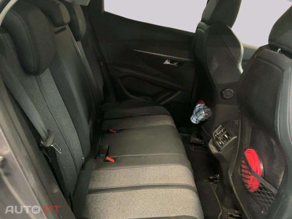 Peugeot 3008 1.2 PureTech Allure