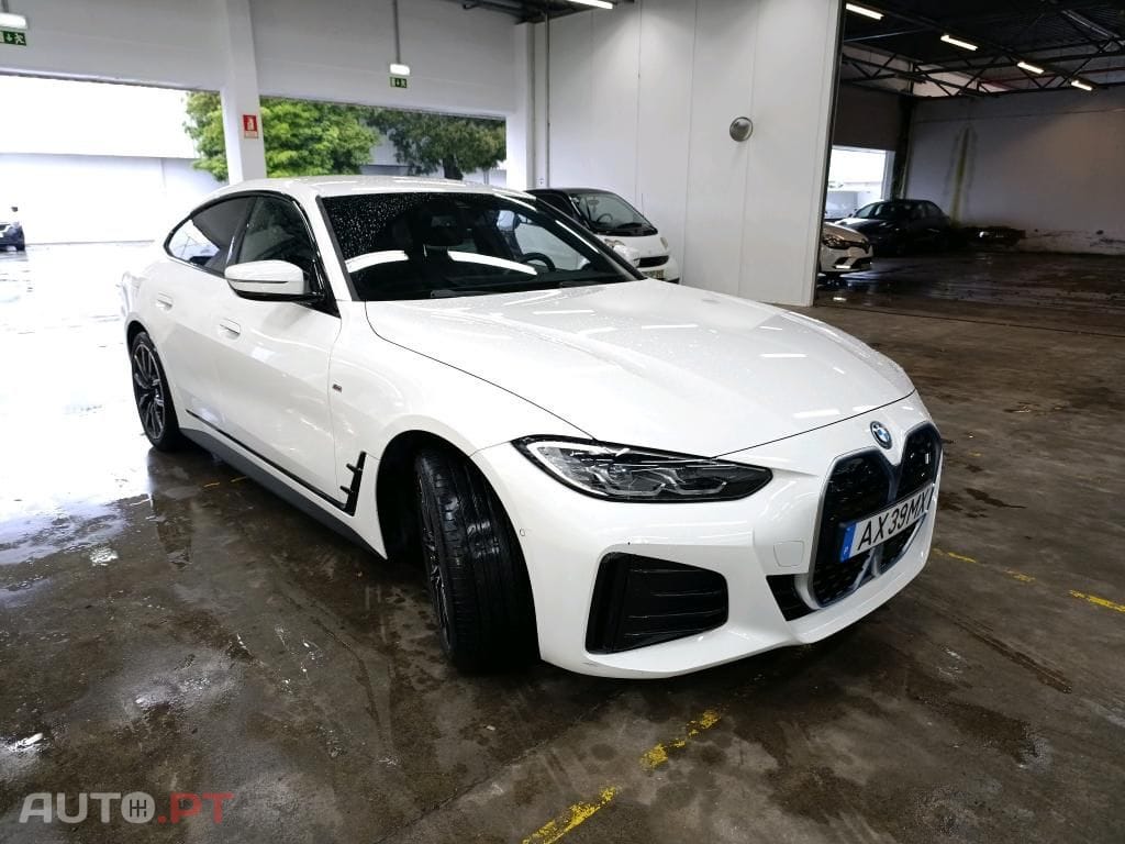 BMW i4 eDrive40 Pack Desportivo M