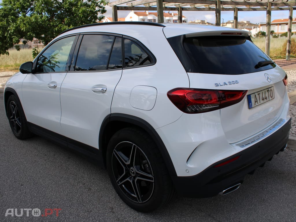 Mercedes-Benz GLA 200 AMG Line