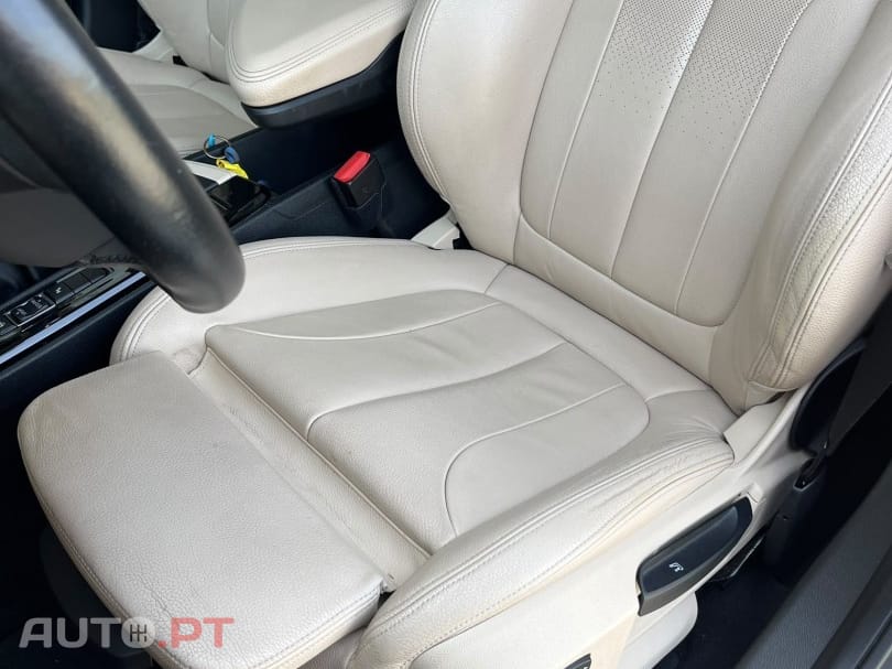 BMW X1 16 d sDrive Line xLine