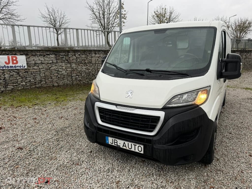 Peugeot Boxer 2.0 BlueHDi 330 L2H1 Pro