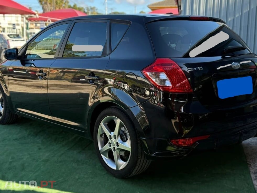 Kia Ceed 1.6 CRDi EX ISG