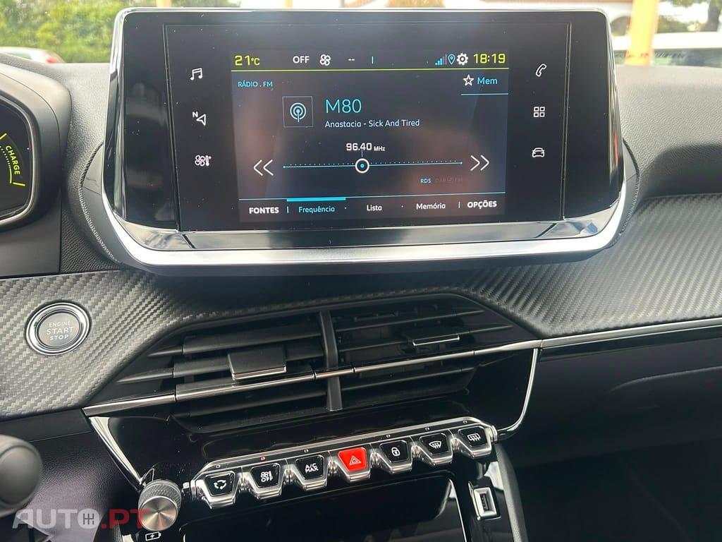 Peugeot E-2008 50 KWh Allure  5D Eletrico