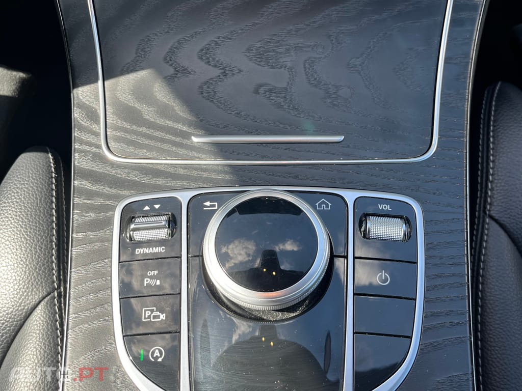 Mercedes-Benz C 220 d AMG Line