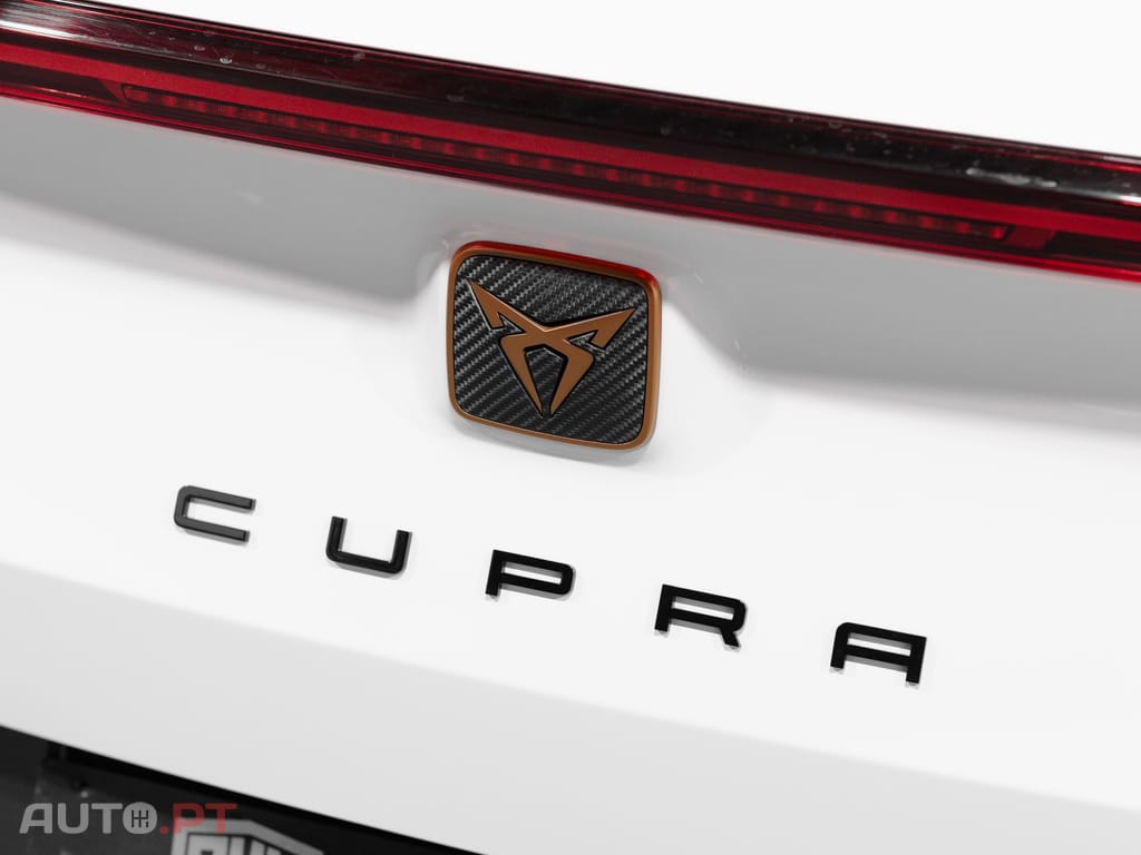 Cupra Formentor 1.4 e-Hybrid DSG VZ