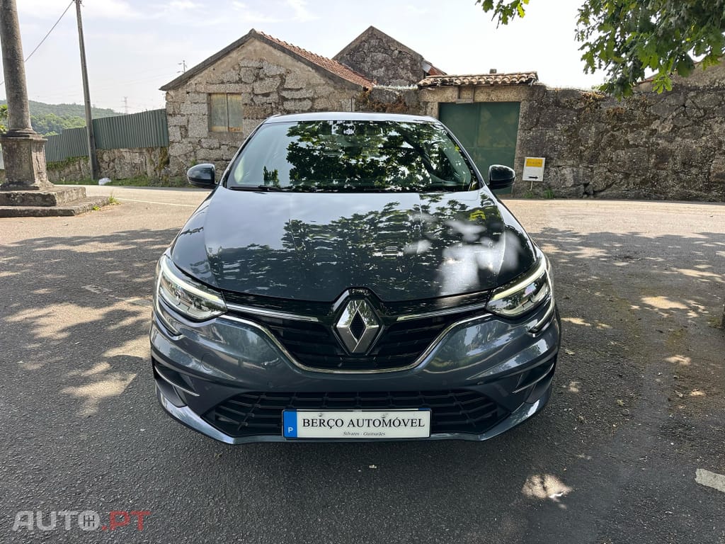 Renault Mégane 1.5 Blue dCi Intens EDC
