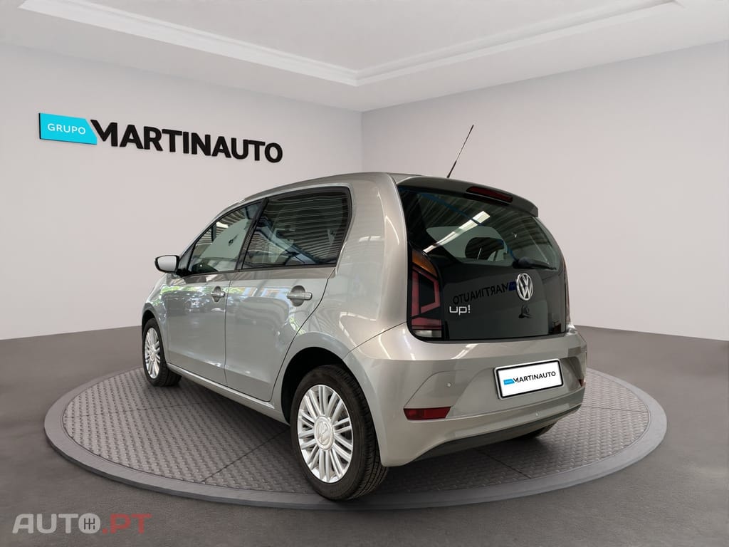Volkswagen Up! Outro