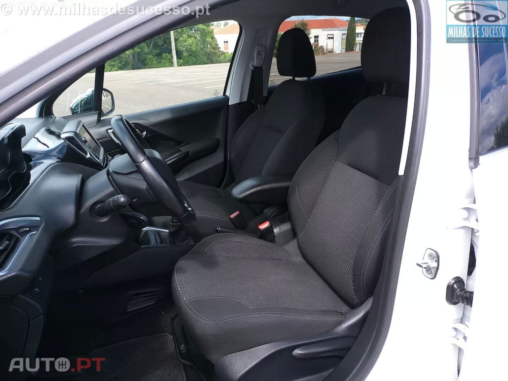 Peugeot 208 1.5 BlueHDi Allure