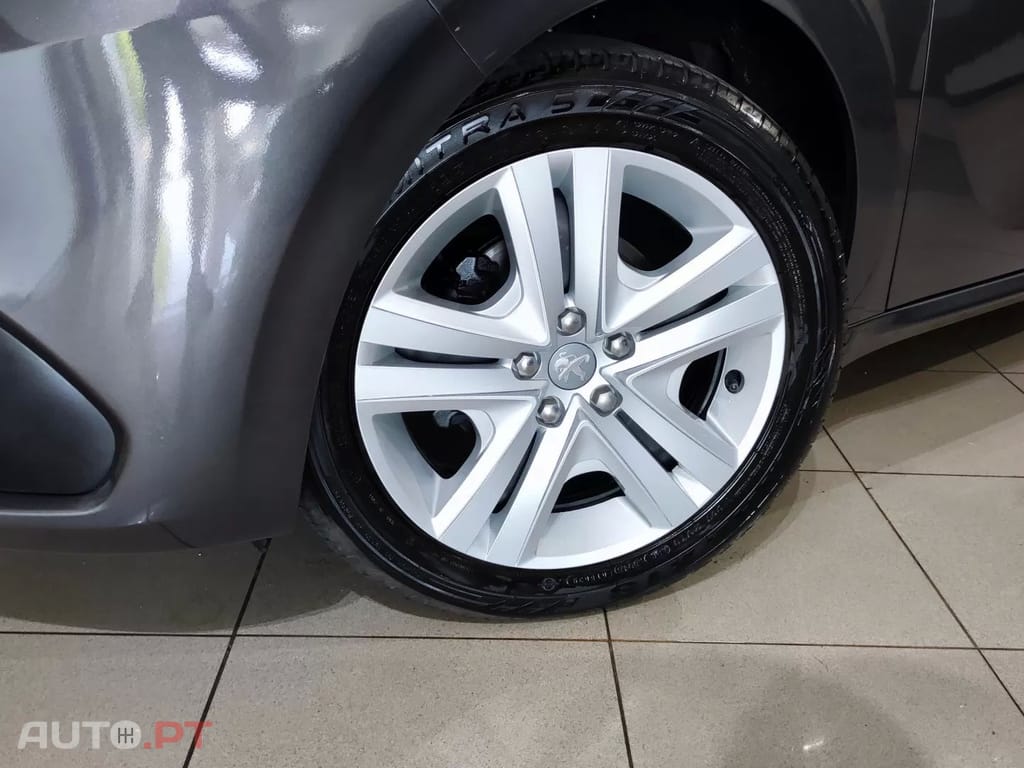 Peugeot 208 1.2 PureTech Style