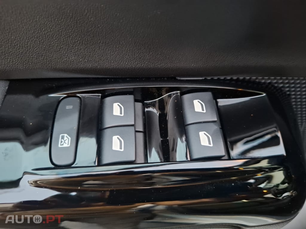 Citroen C3 1.2  110CV Max Automático