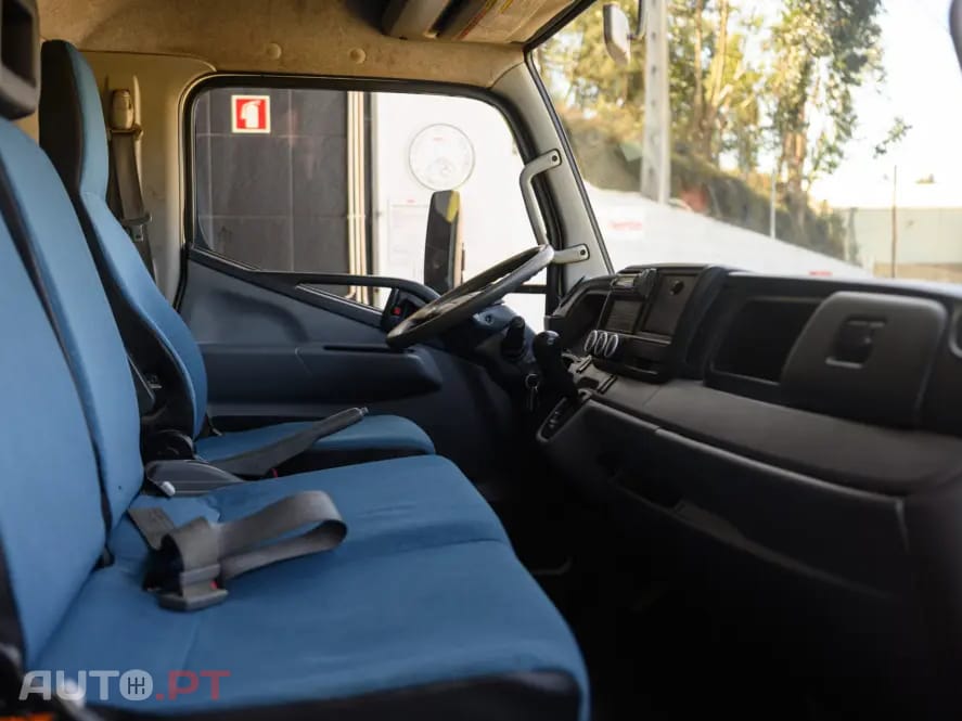 Mitsubishi Canter 3C13 c/ bascula