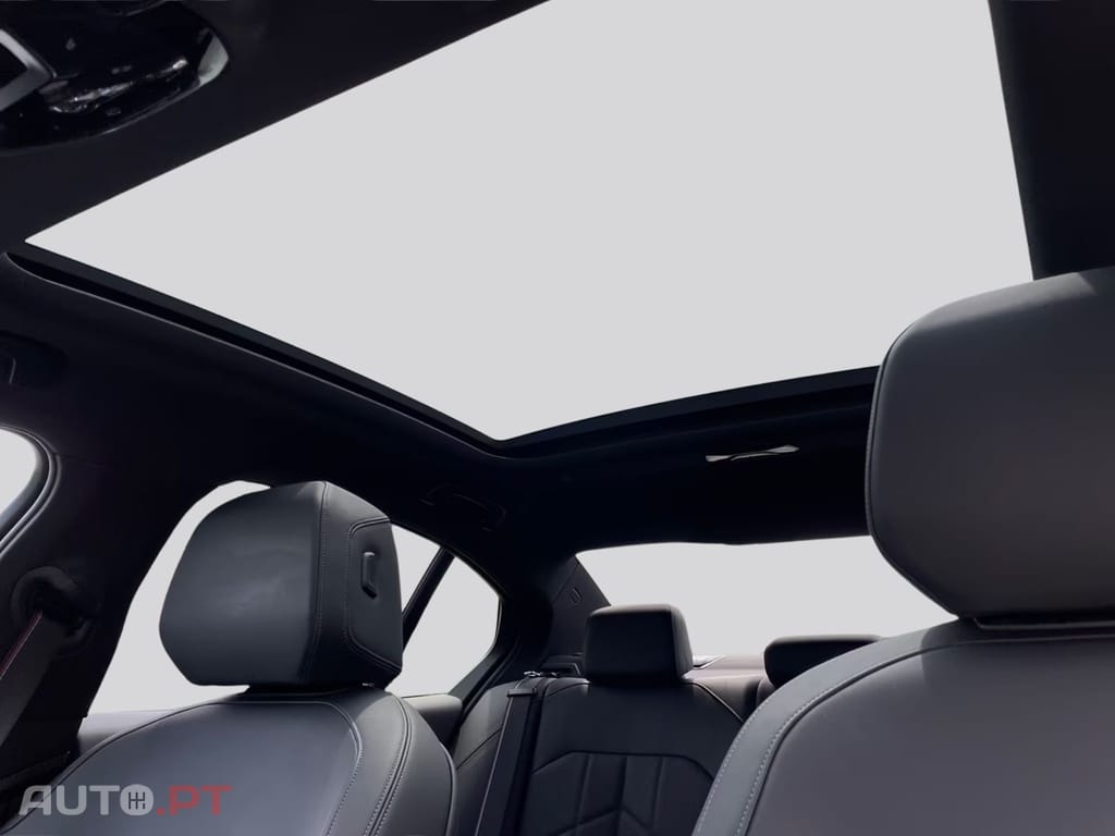 BMW i5 I.V.A DEDUTIVEL eDrive40 G60 M Sport
