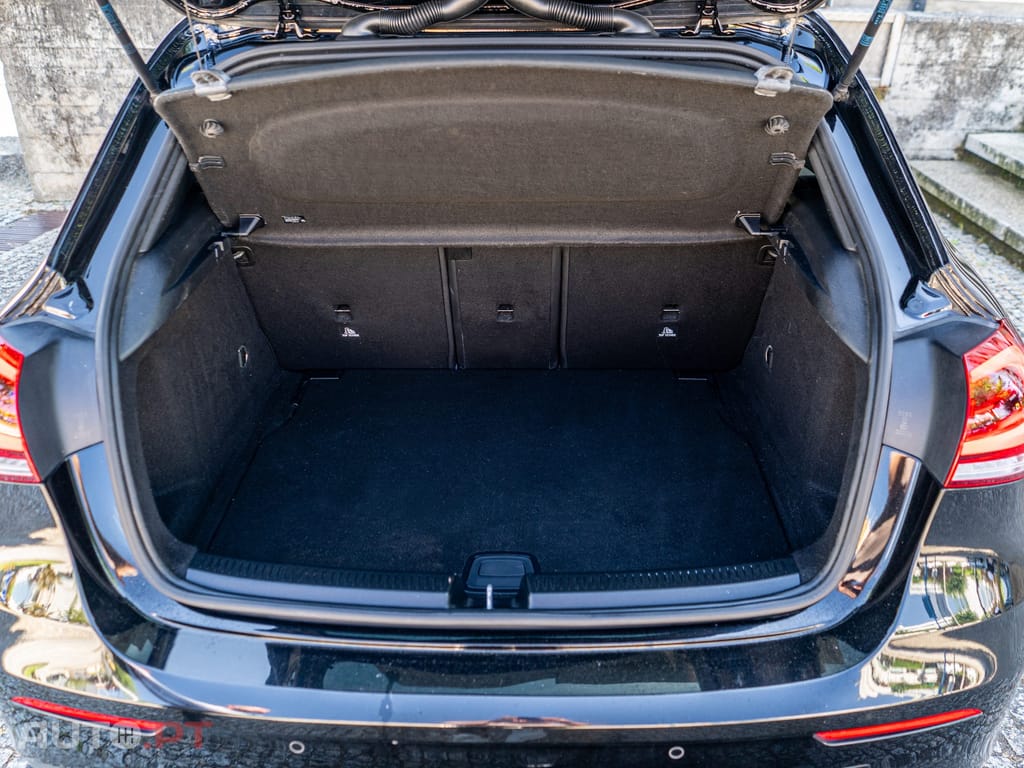 Mercedes-Benz A 160 AMG Line
