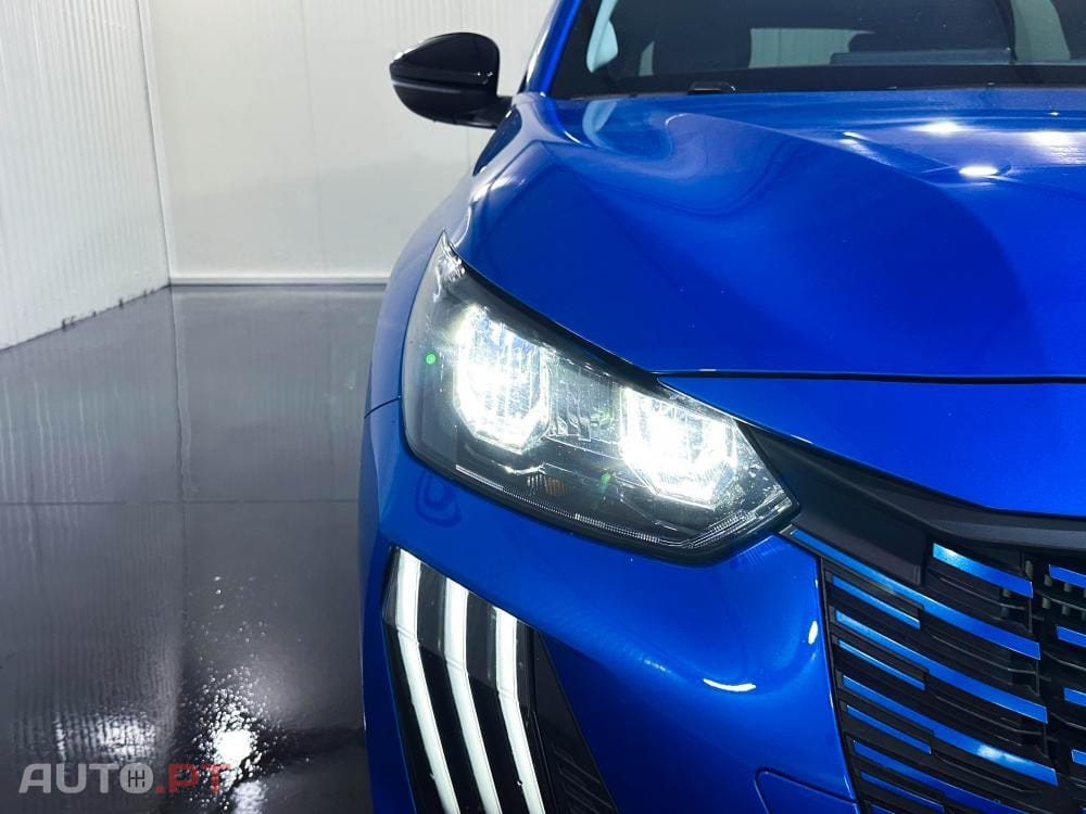 Peugeot 208 1.2 Hybrid Allure e-DCS6