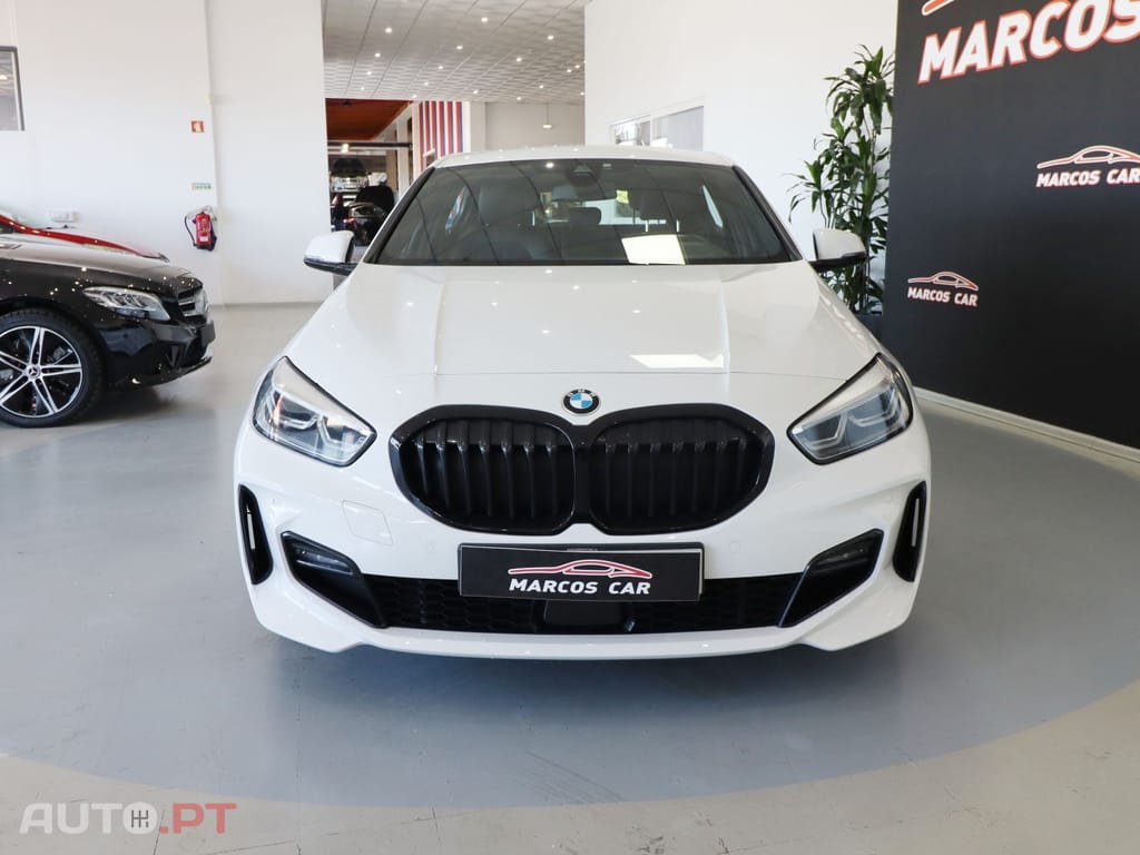 BMW 116 d Pack Desportivo M