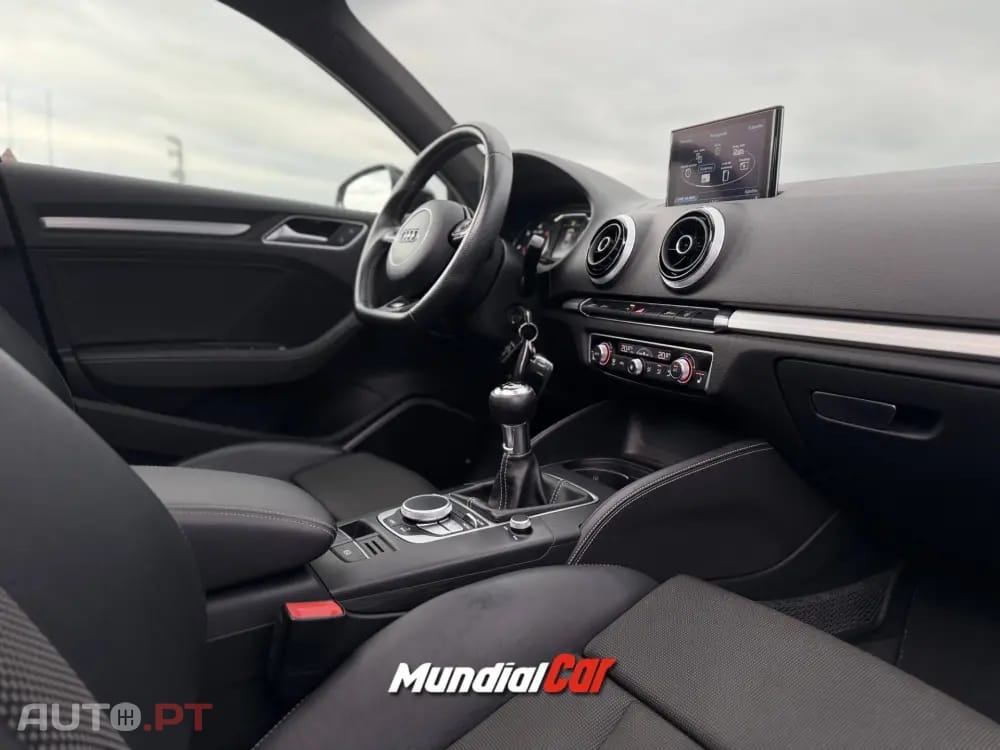 Audi A3 2.0 TDi S-line