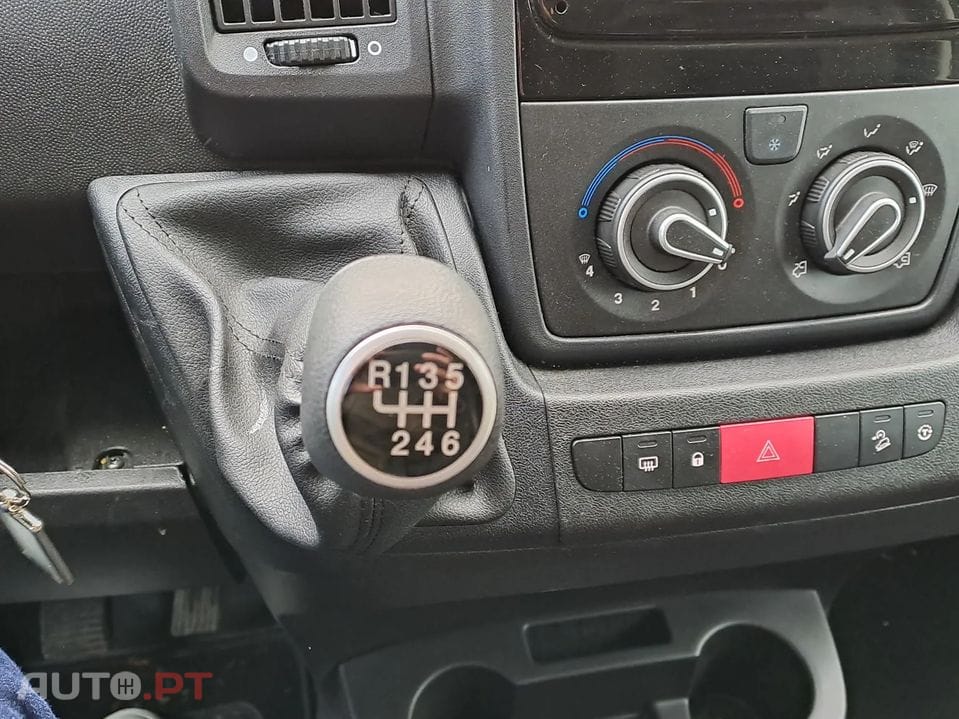 Fiat Ducato DUCATO 33 L2H2 2.2 Multijet 140cv