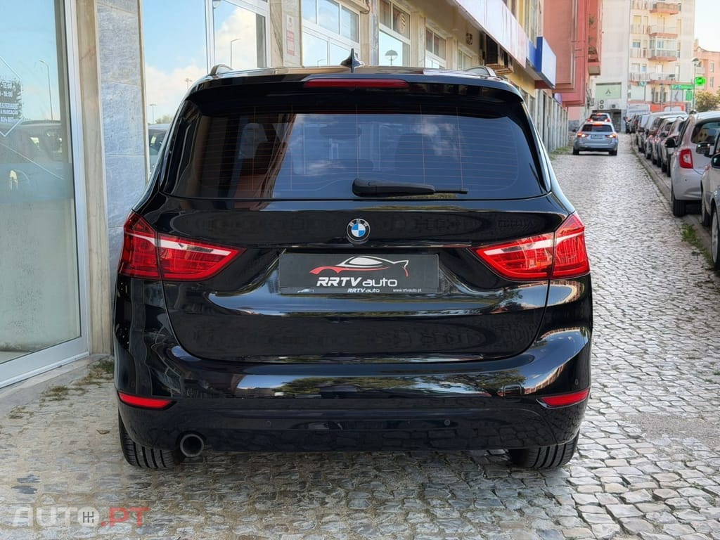 BMW 216 d 7L Line Sport